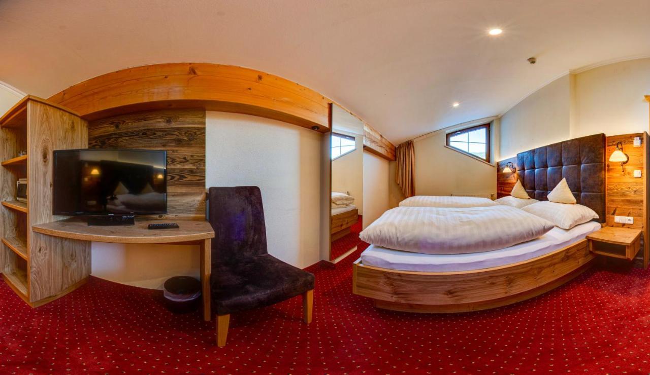 Loipenstubn Hotel Бриксен-им-Тале Екстериор снимка